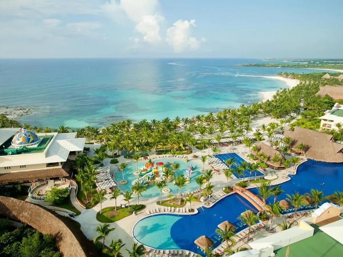 Barcelo Maya Palace